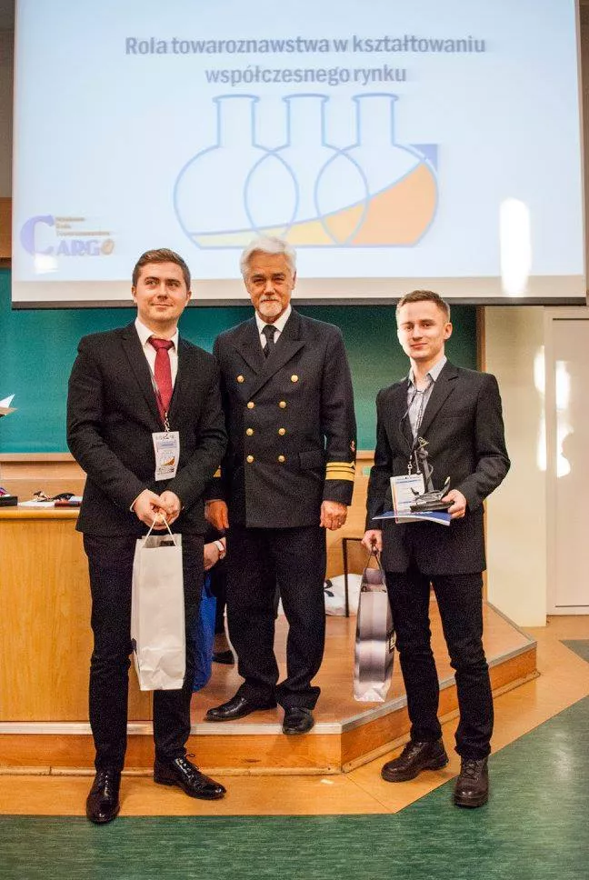 Studenci na konferencji.